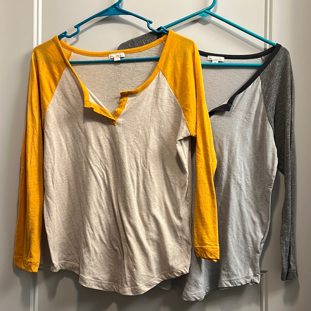 GAP BUNDLE of two baseball tees, women’s size M
